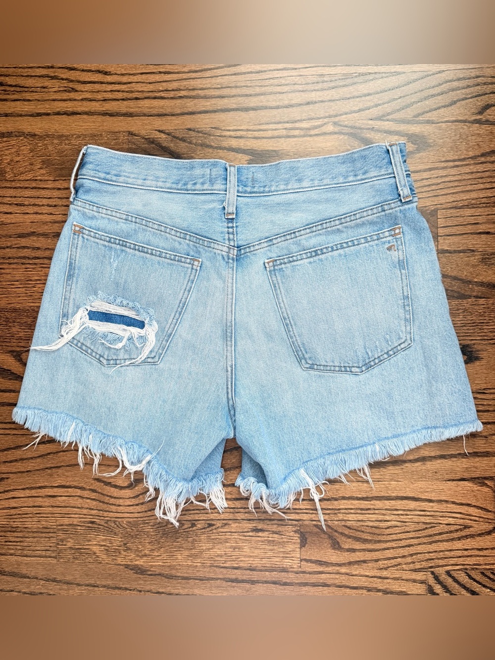 Madewell Mid Length Relaxed Fit Distressed Denim Shorts - size 29 - Picture 3 of 6